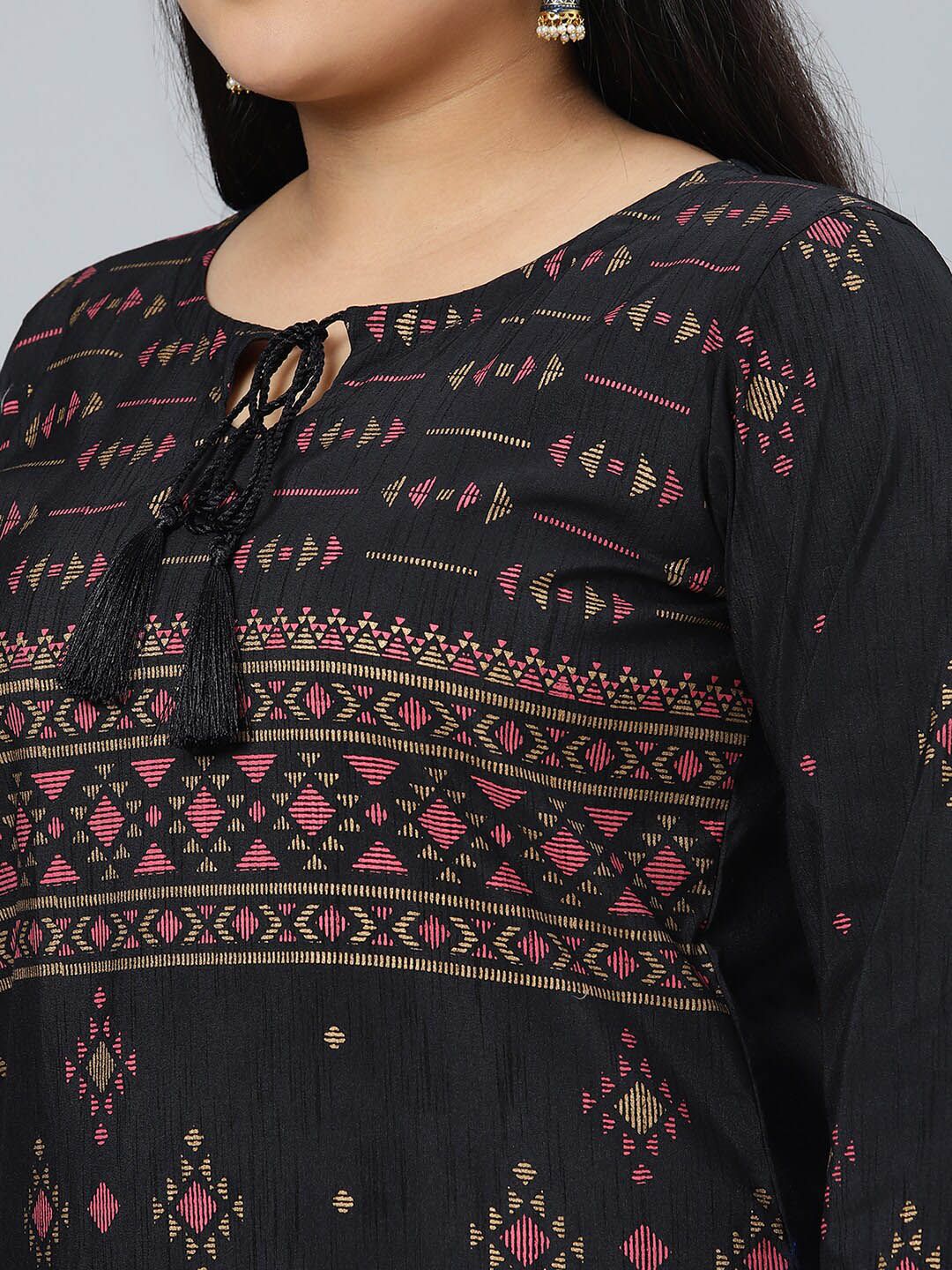 Sztori Plus Size Black Printed Keyhole Neck Straight Kurta with Palazzos