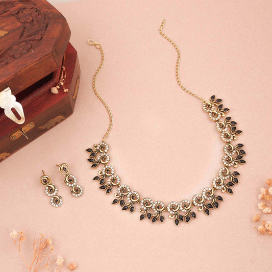 Tehzeeb Creations Gold Pleate Black Colour Choker Set