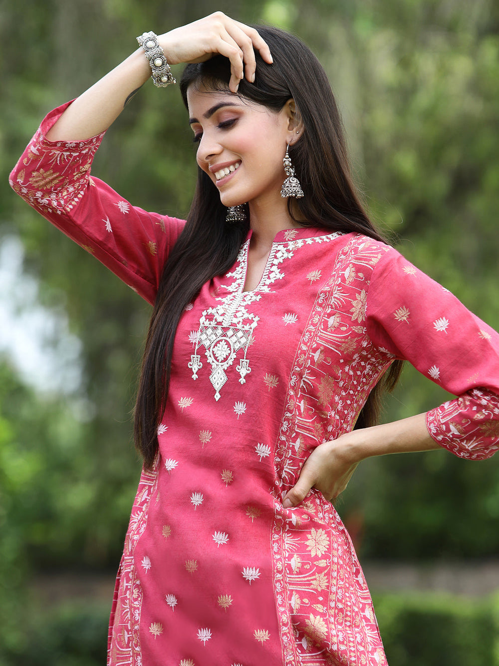 Juniper Women Fuchsia Rayon Festive Embroidered Straight Kurta