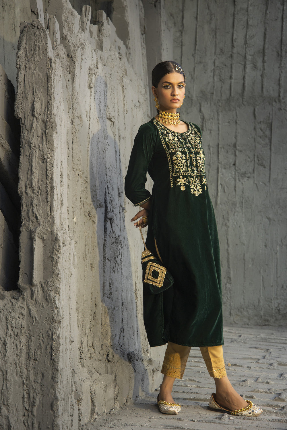 Juniper Green Velvet Festive Solid Embroidered Straight Kurta For Women