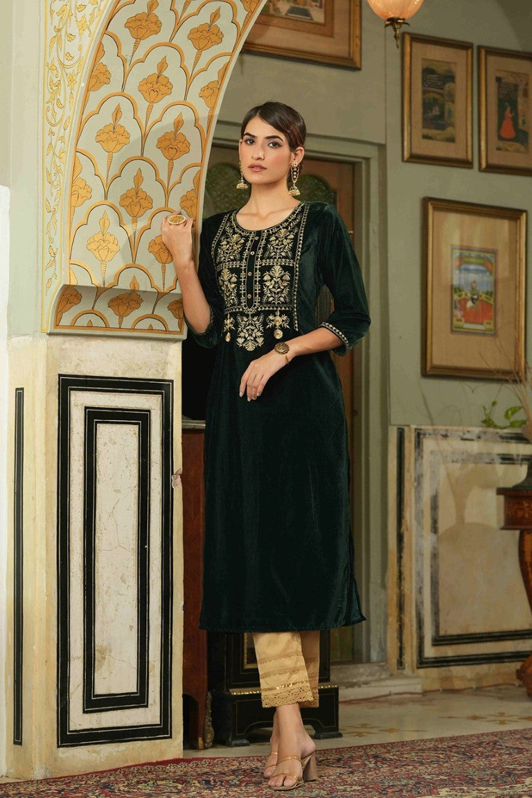 Juniper Women's Green Soild Velvet Kurta With Zari Work & Buttons