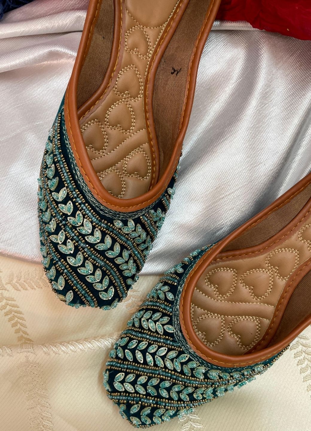 Desi Colour Women Indian Ethnic Footwear-Velvet Teal
