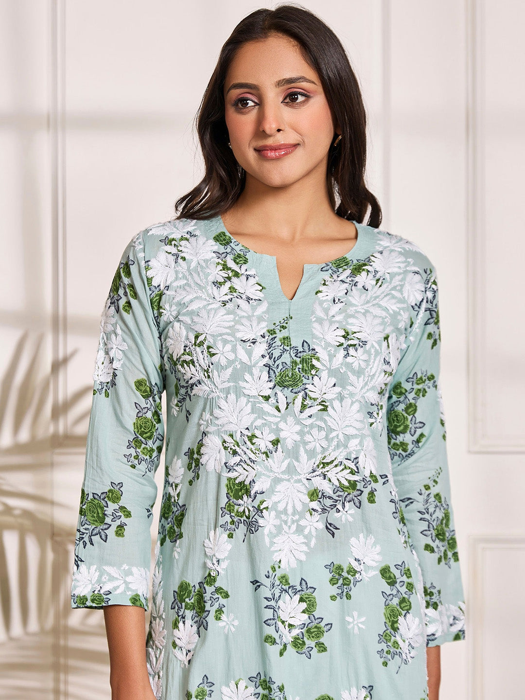 HOUSE OF KARI Floral Embroidered Chikankari Pure Cotton Kurta 