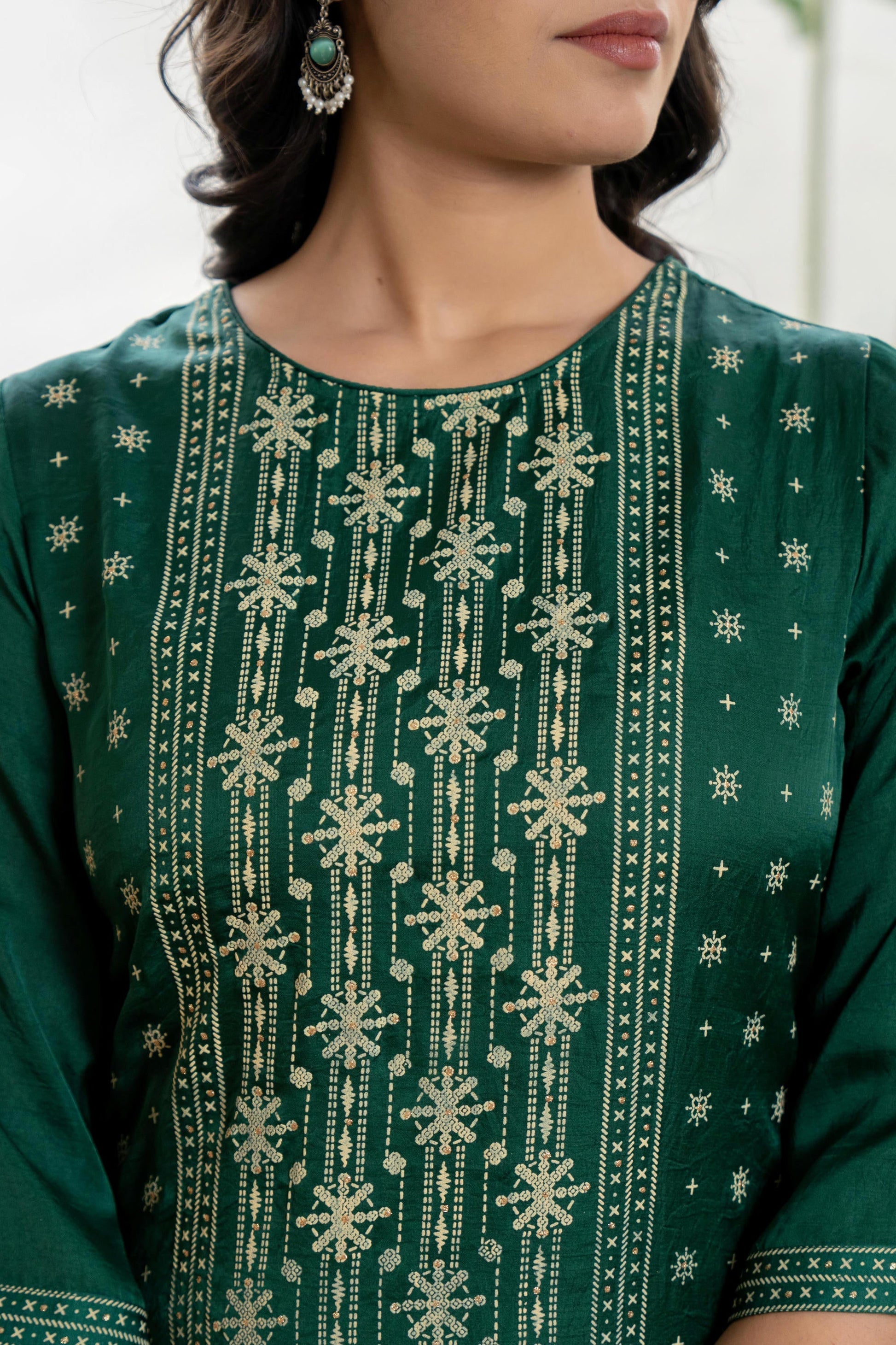 Juniper Women's Green Viscose Rayon Self Design Sharara Set