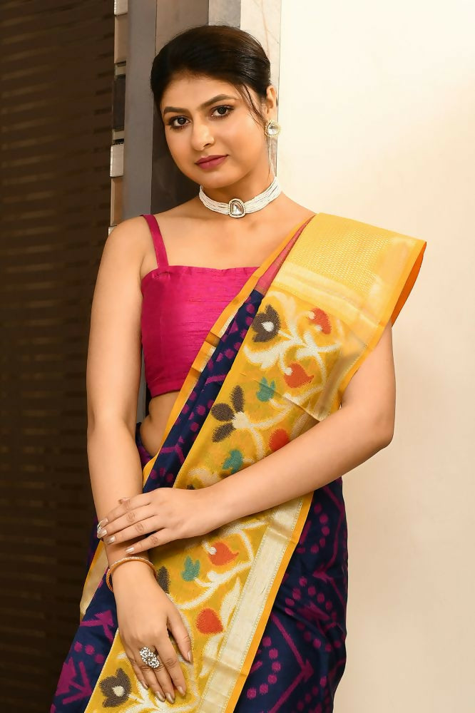Joban Fashion Multicolor Saree Kataan Ikkat