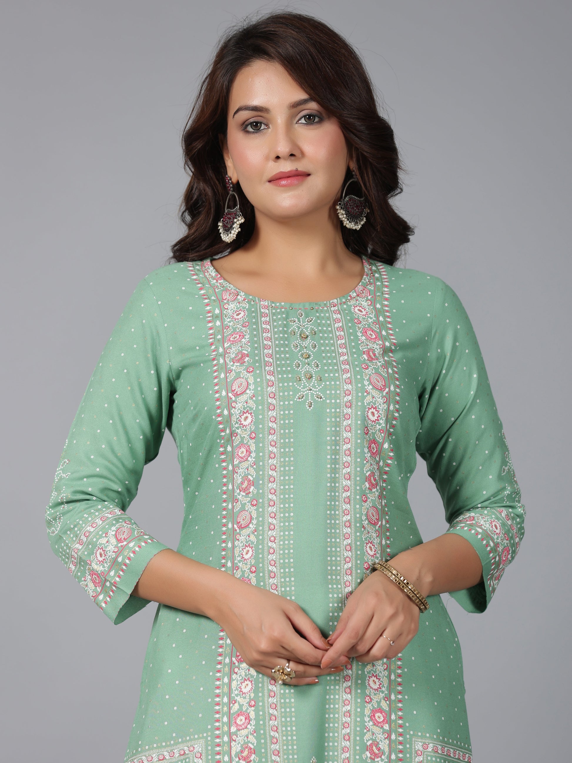 Juniper Women Sage Green Rayon Printed Straight Kurta