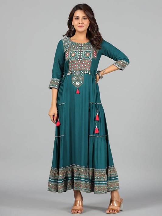 Juniper Women's Teal Rayon Staple Printed Tiered Maxi Dress