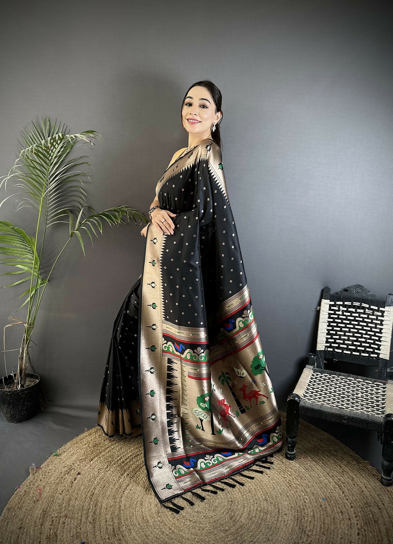 Joban Fashion Black Peacock & Floral Motifs Soft Lichi Silk Kanchipuram Saree