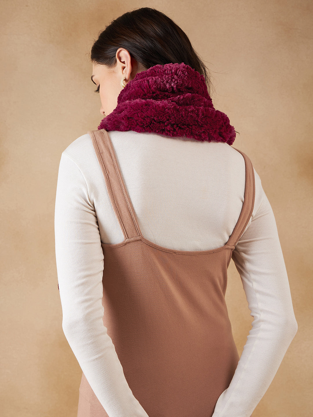 InWeave Women's Burgundy Faux Fur Neck Warmer 