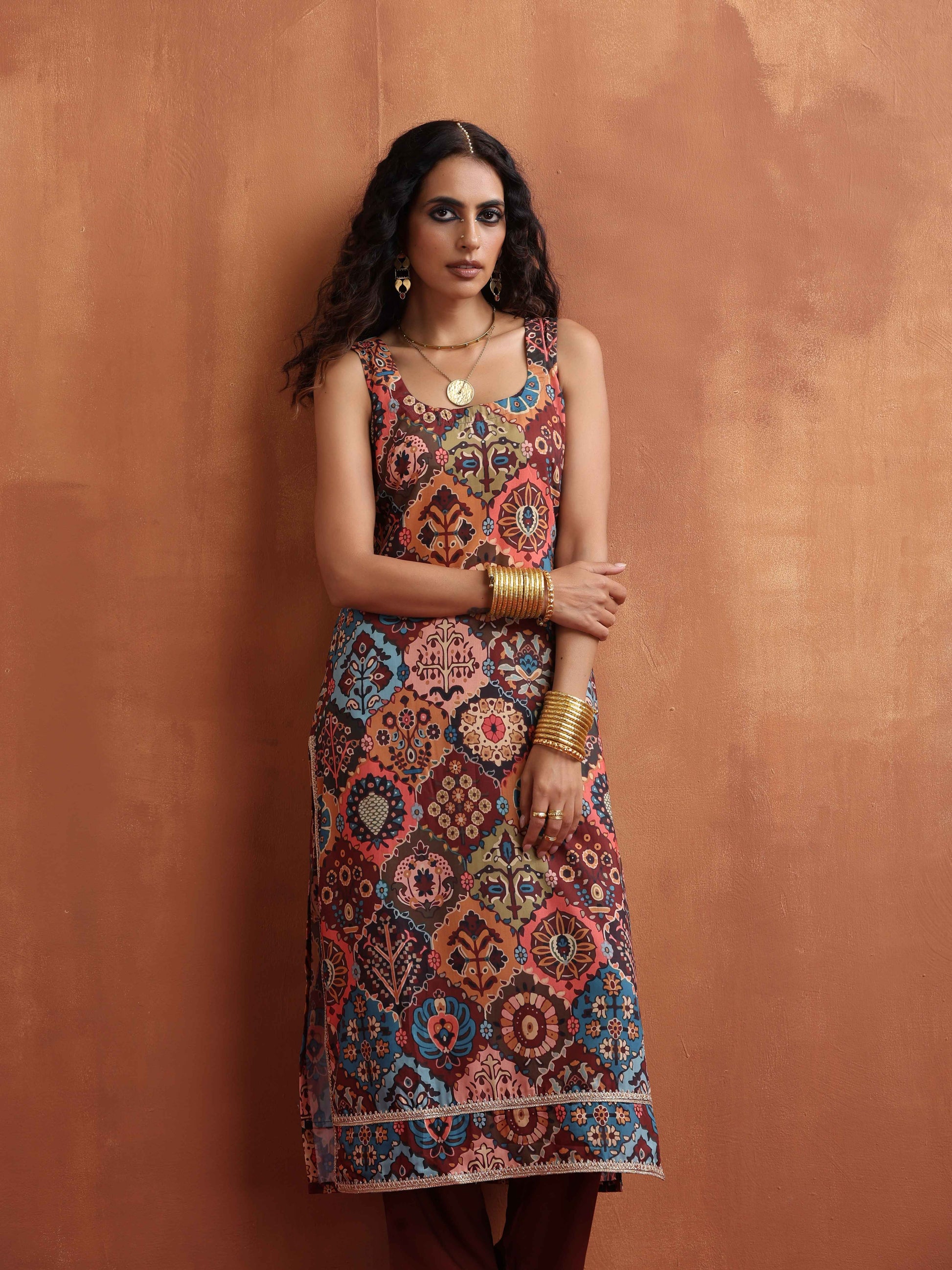 trueBrowns Cola Print Straight Kurta Set 
