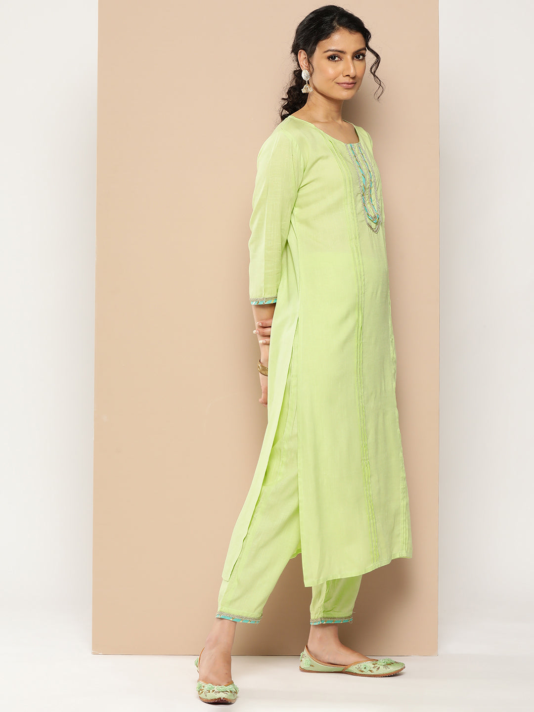 KSUT (House of Varanga) Green Kurta With Lace Embellishment Paired With Straight Pant And Dupatta