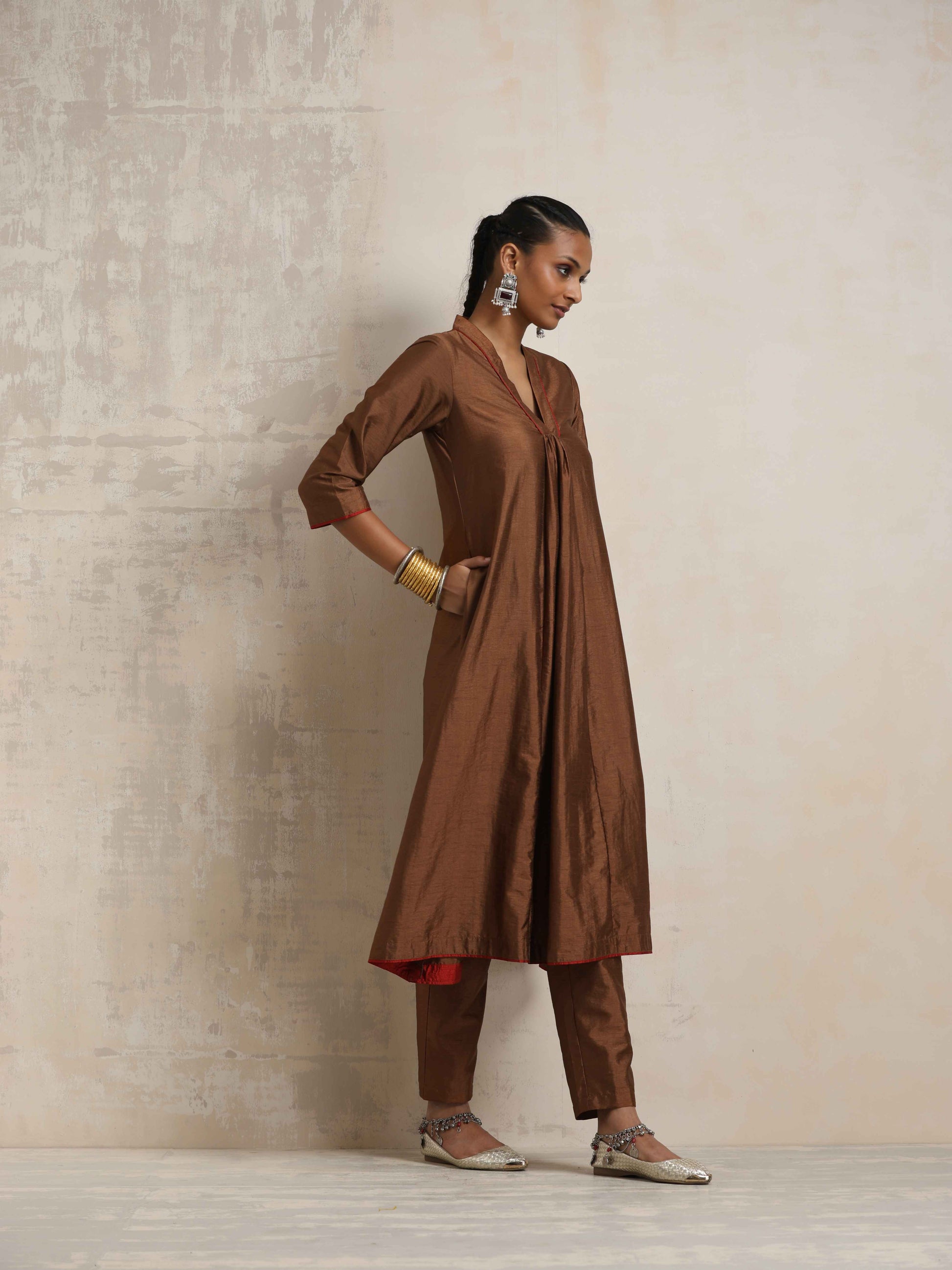 trueBrowns Brown Silk Kurta Set 