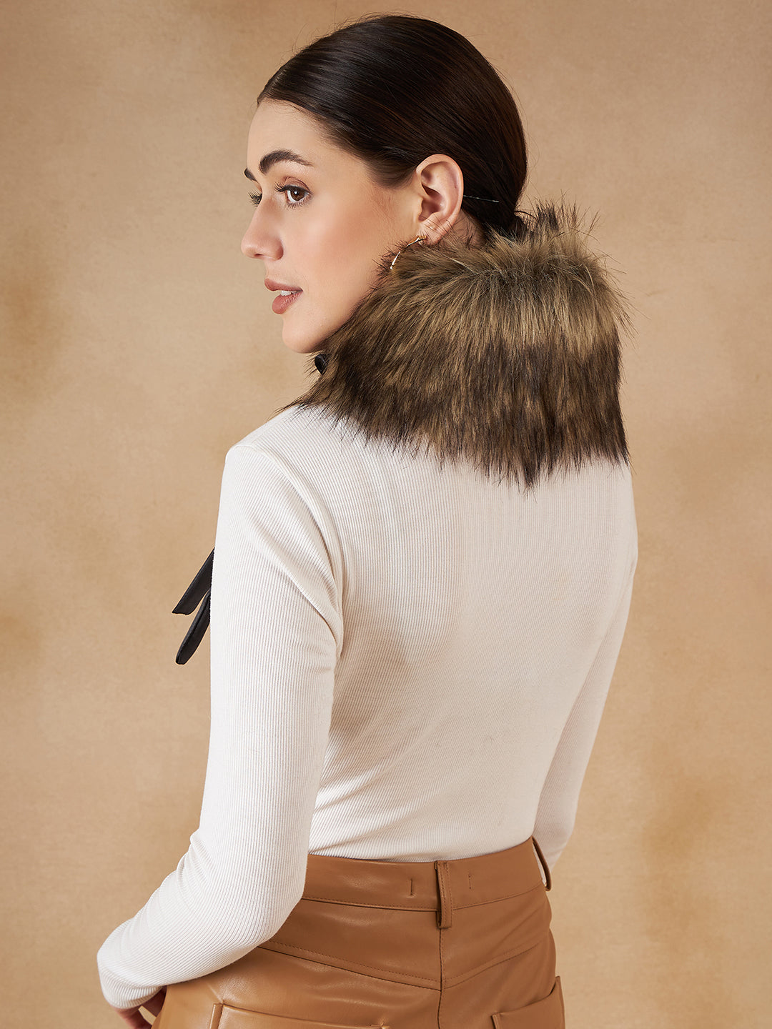 InWeave Women's Beige Print Fur Neckpiece 