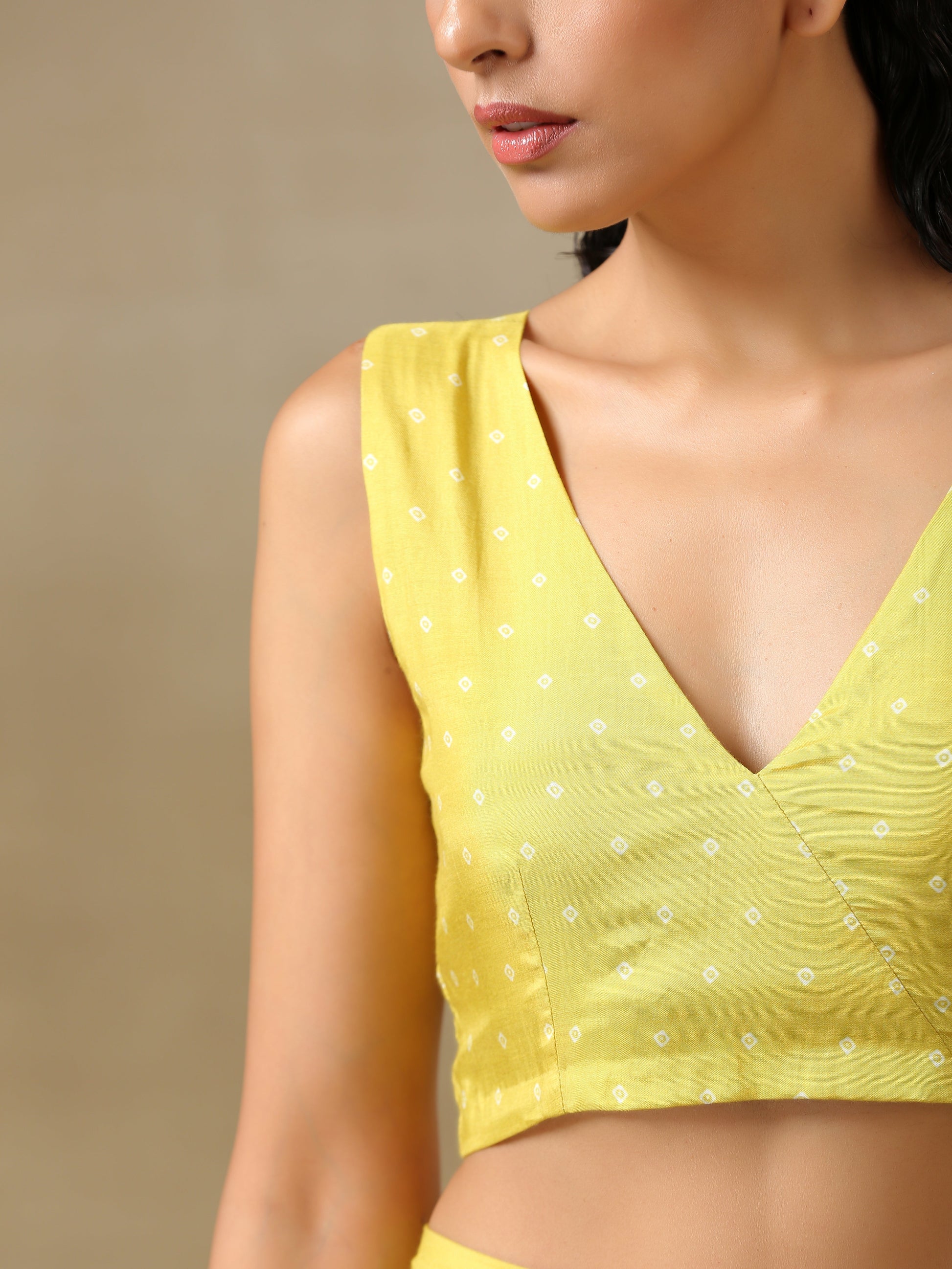 trueBrowns Lime Green Bandhani Printed Silk Sleeveless Blouse | Swadesiicart