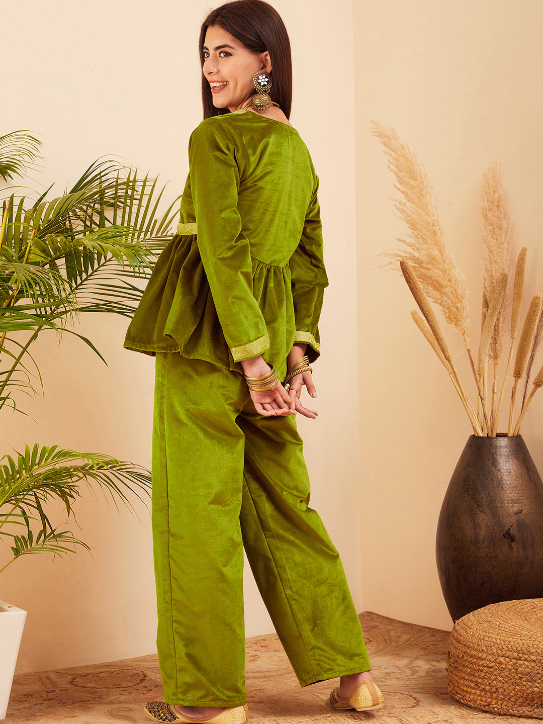 InWeave Women's Olive Mughal Shaan Style Velvet Short Kurta Set 