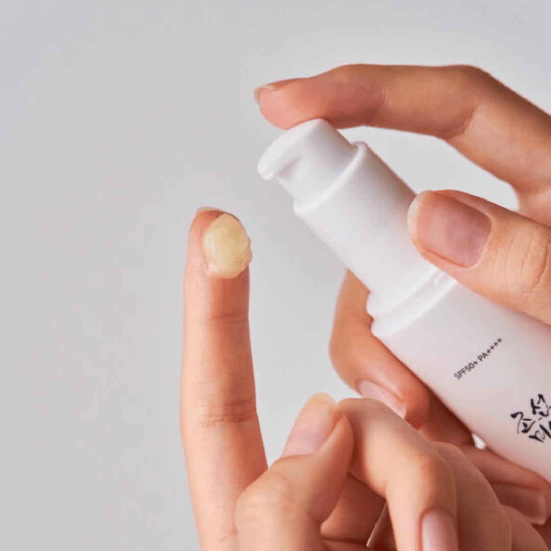 Beauty of Joseon Ginseng Moist Sun Serum SPF 50+ PA++++ - Korean Skincare  Grab2Buy Beauty of Joseon Grab2Buy