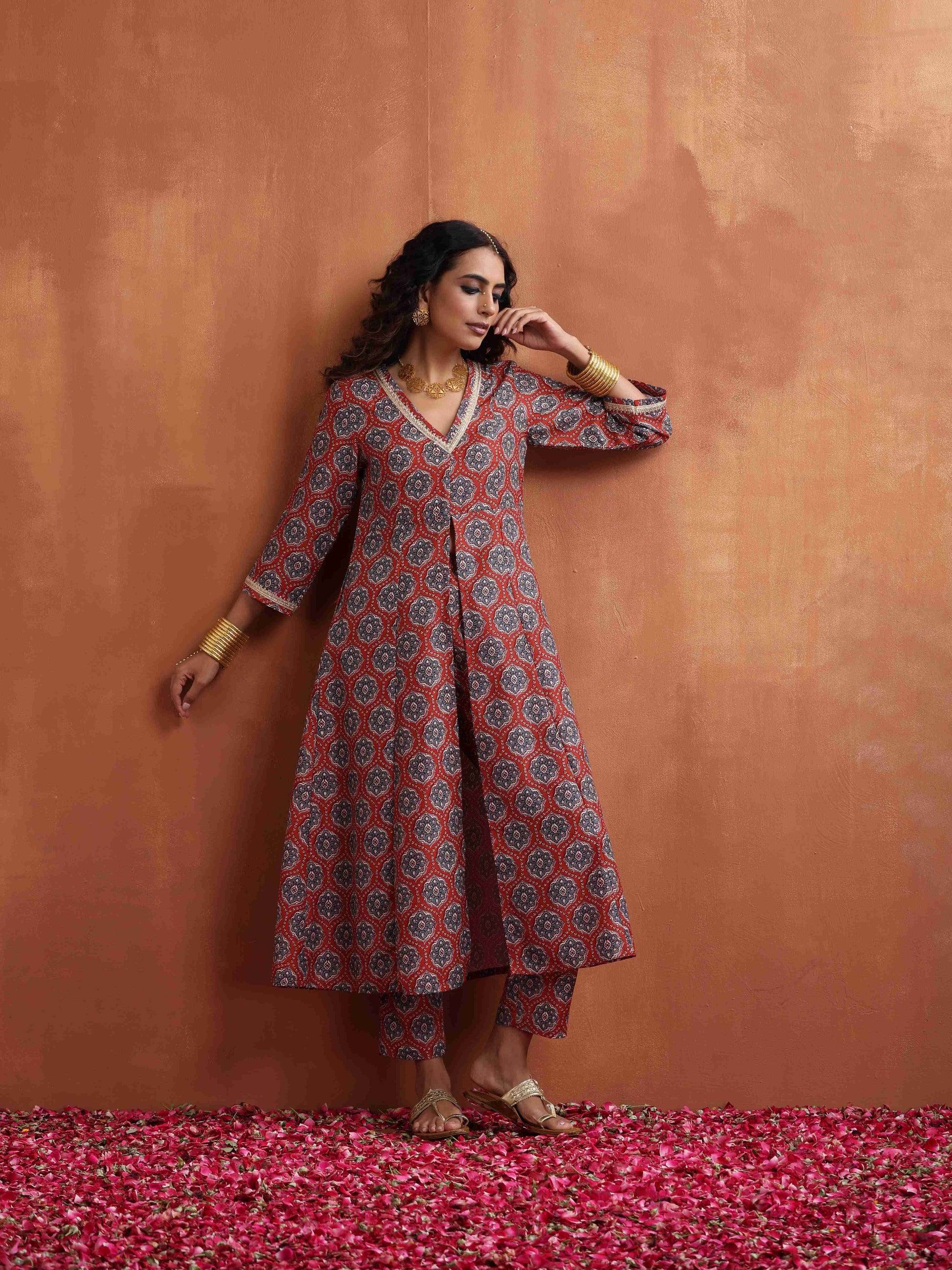 trueBrowns Rust Ajrak Print Slit Kurta Set 