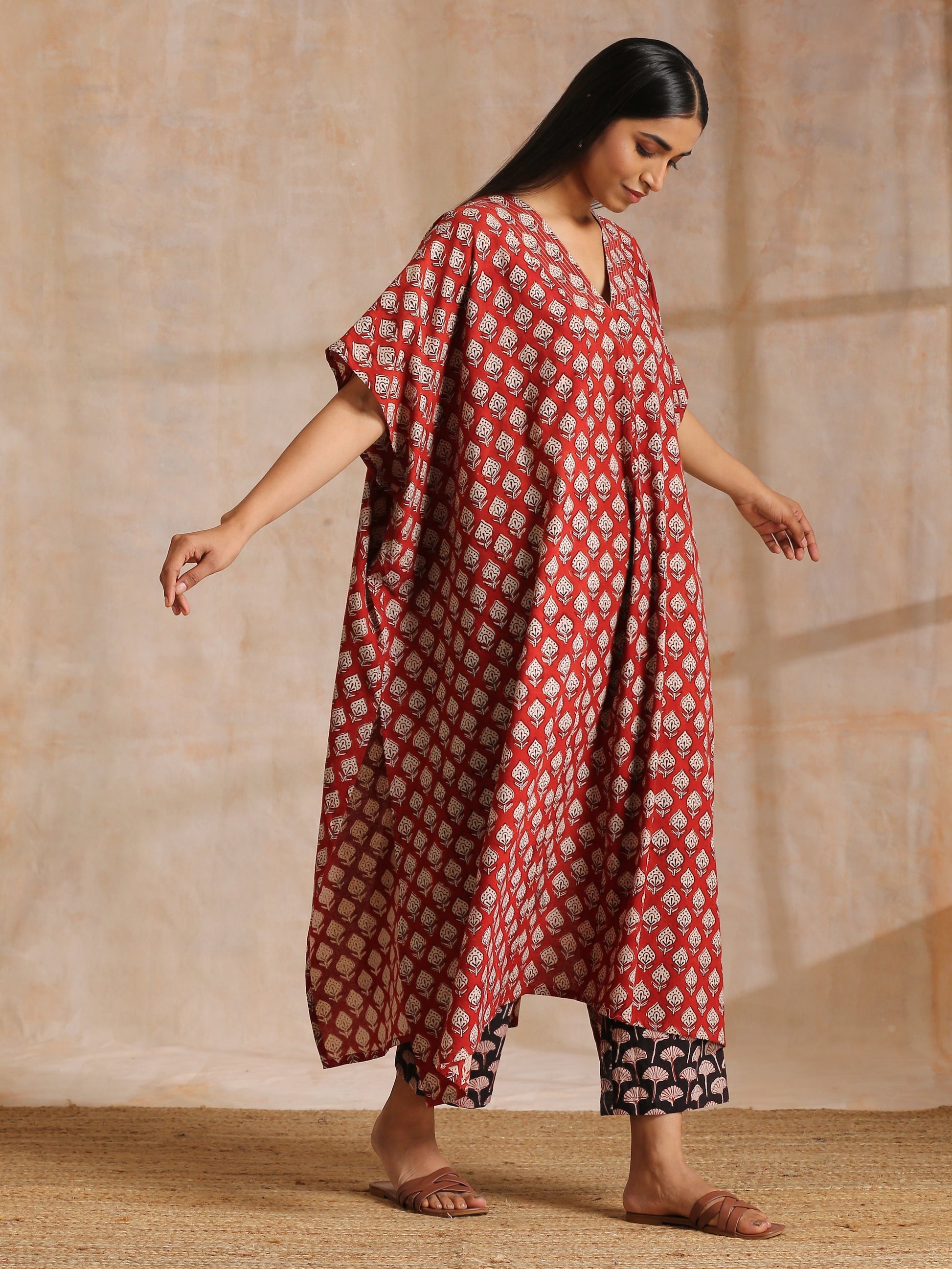 trueBrowns Rust Red Bagru Floral Print Cotton Panel Kaftan Kurta Pant Set 