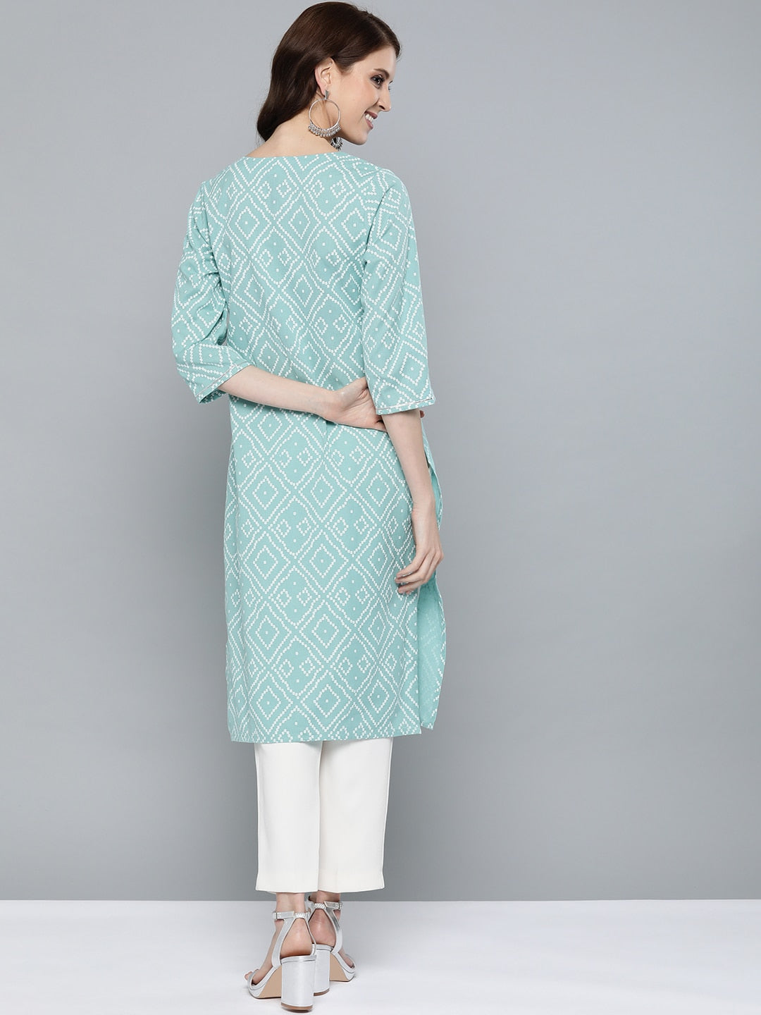 HERE&NOW Women Green & White Bandhani Print Straight Kurta 