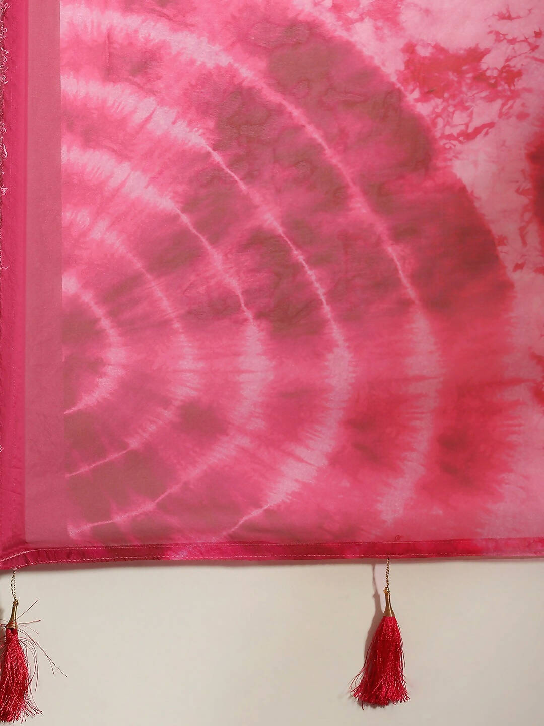 Pink Organza Printed Saree With Blouse Piece - Nivaa