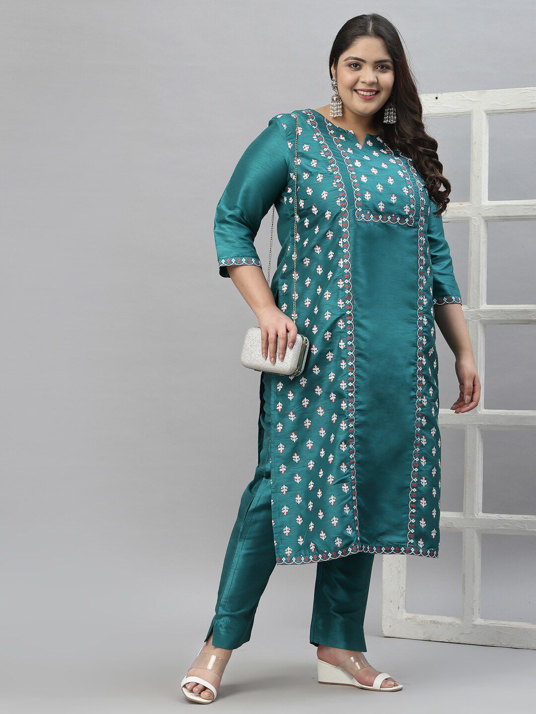 Sztori Plus Size Floral Printed Art Silk Kurta With Trousers