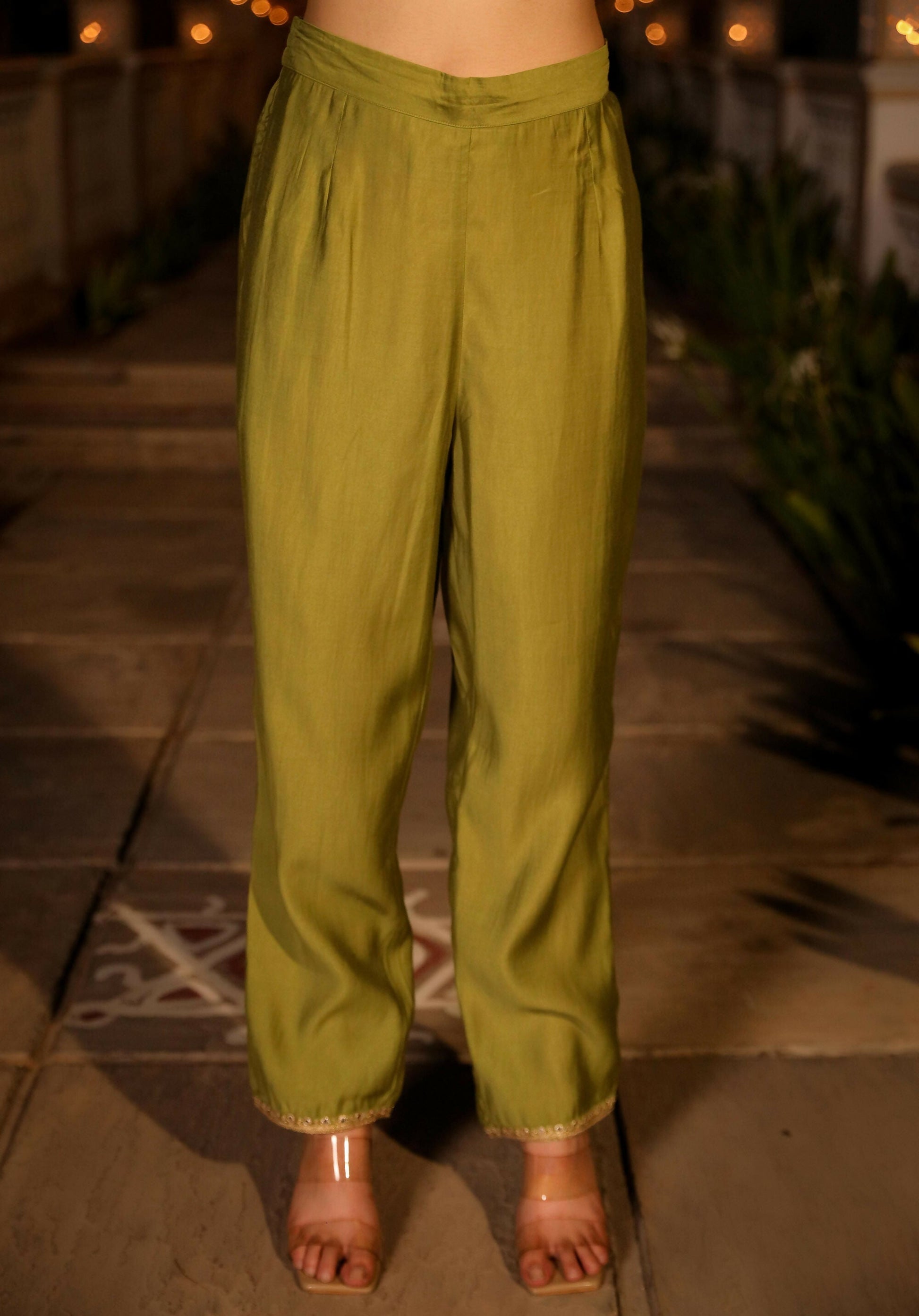 Juniper Women's The Swarn Green Zari Embroidered Viscose Kurta Pant And Dupatta With Mirror Work