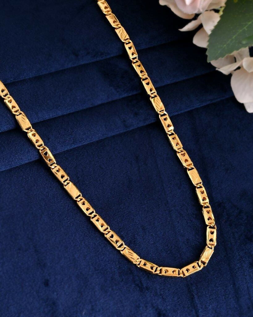 VOJ Gold-Polished Biscuit Chain With Hearts 