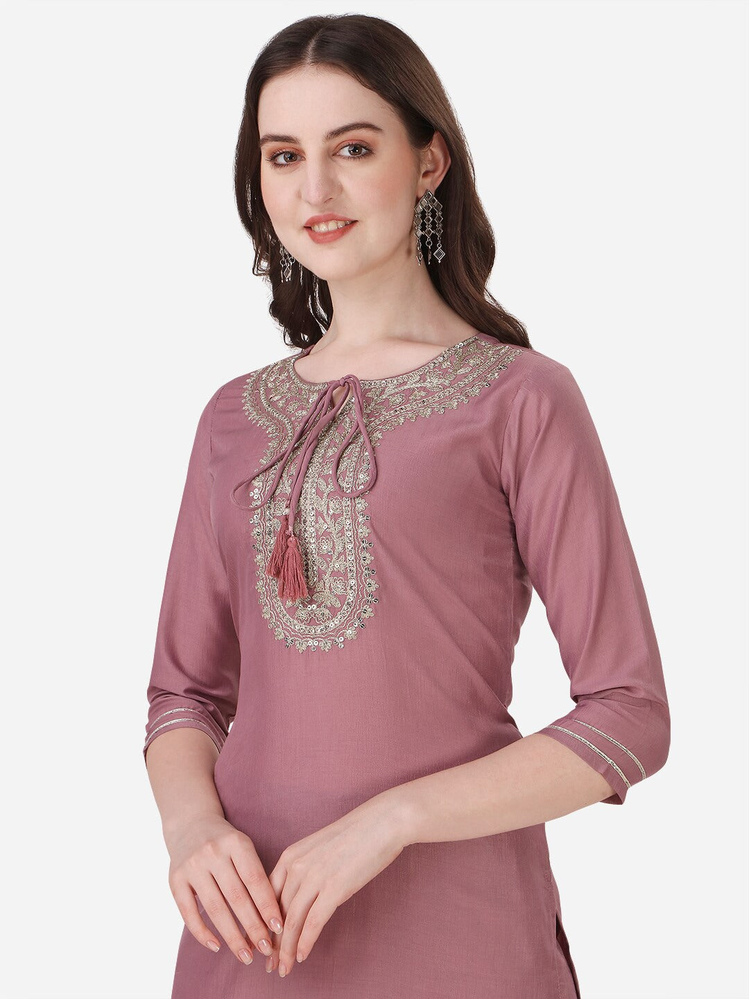 HERE&NOW Ethnic Motif Yoke Design Thread Work Kurta With Trousers