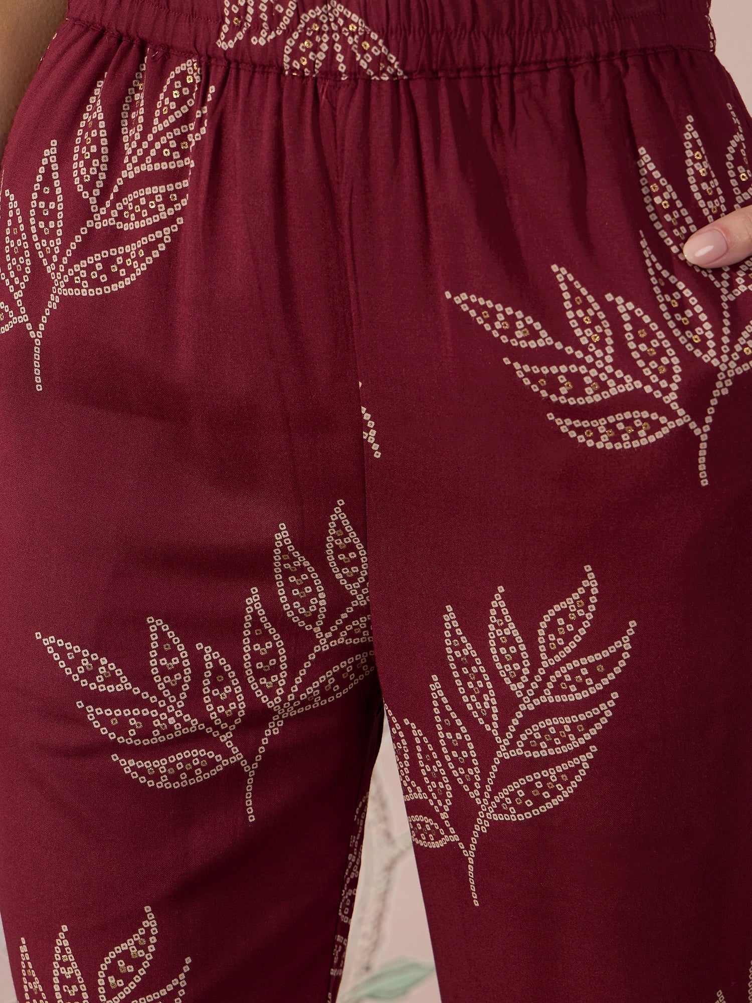 InWeave Dark Maroon Leaf Halter Strappy Set 