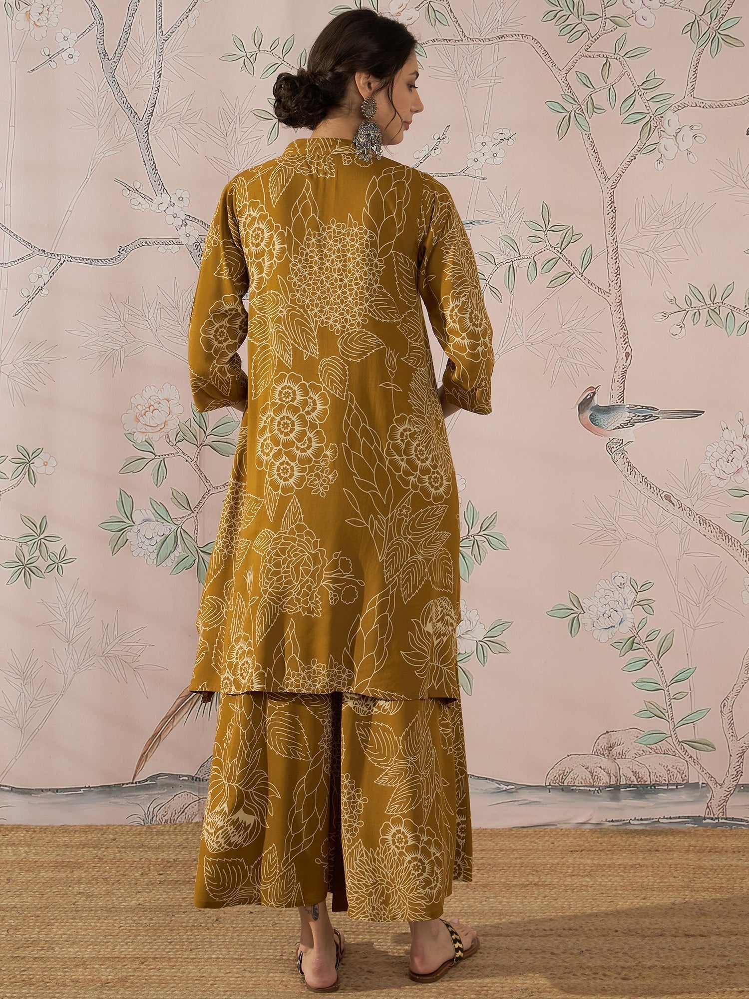 InWeave Dark Yellow Rose Leaf Mandarin Kurta Set 