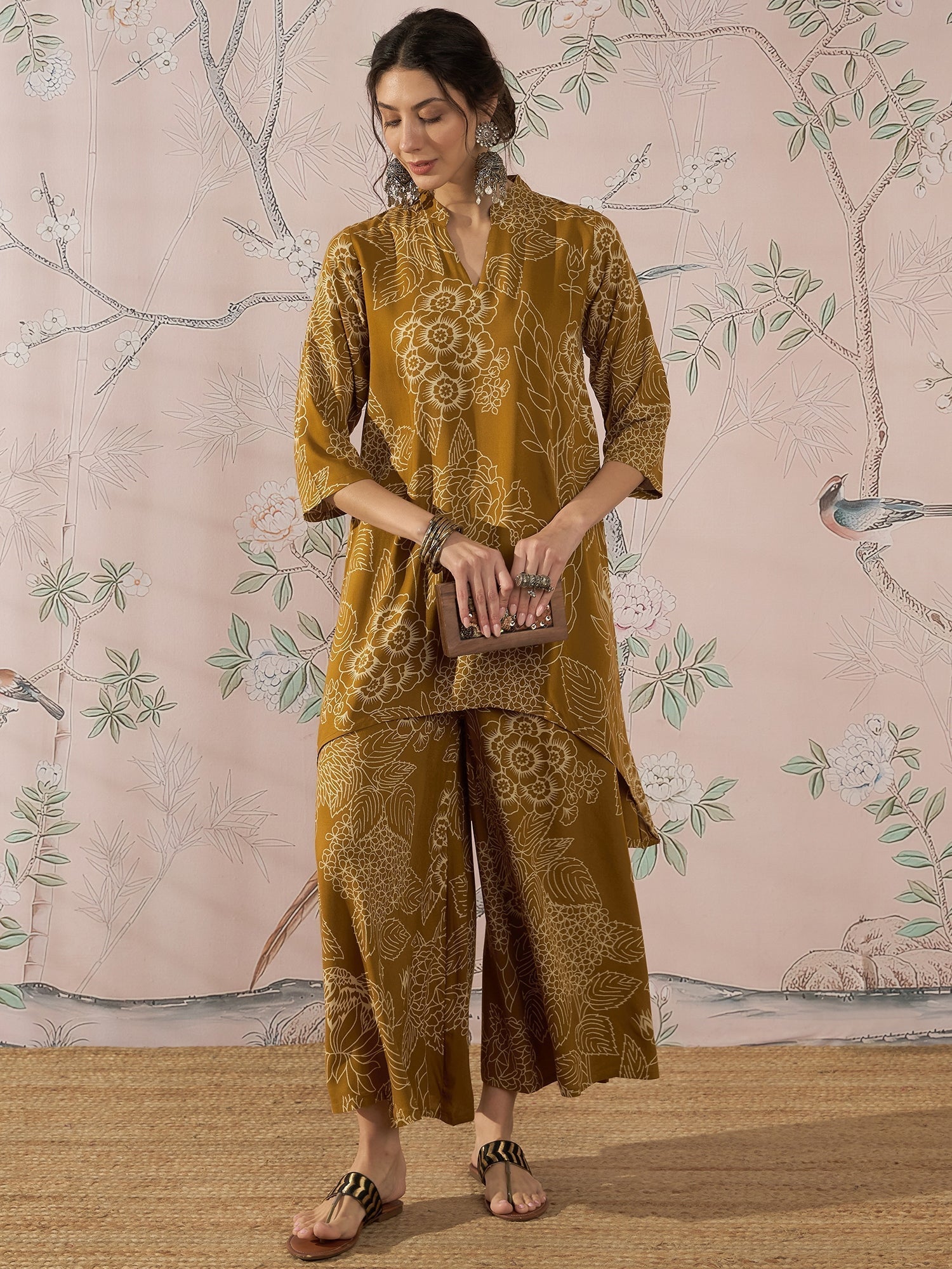 InWeave Dark Yellow Rose Leaf Mandarin Kurta Set 