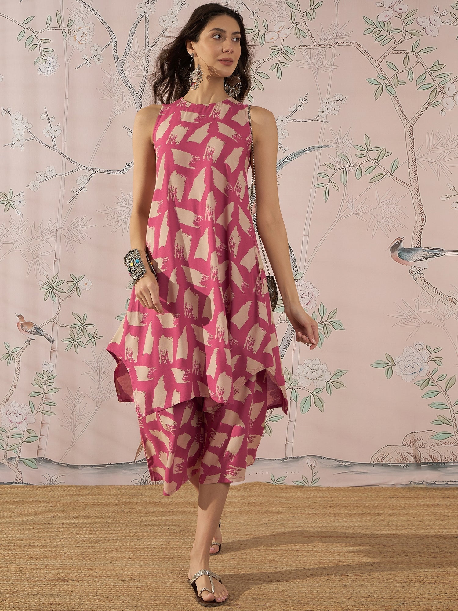 InWeave Punch Pink Beige Kurta Set 