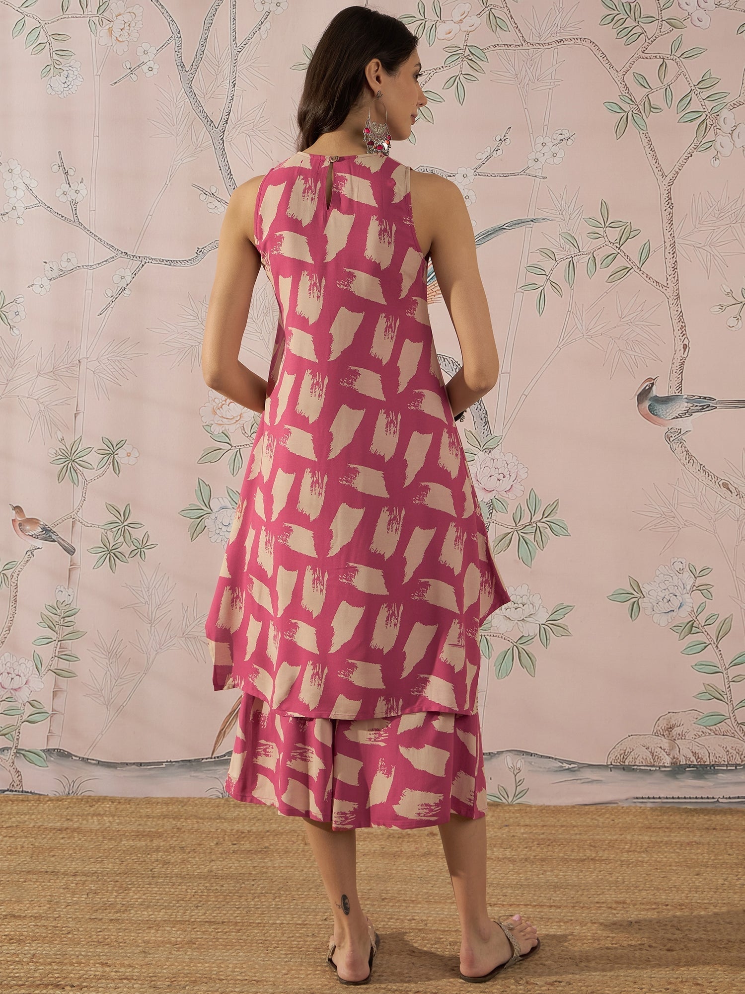 InWeave Punch Pink Beige Kurta Set 