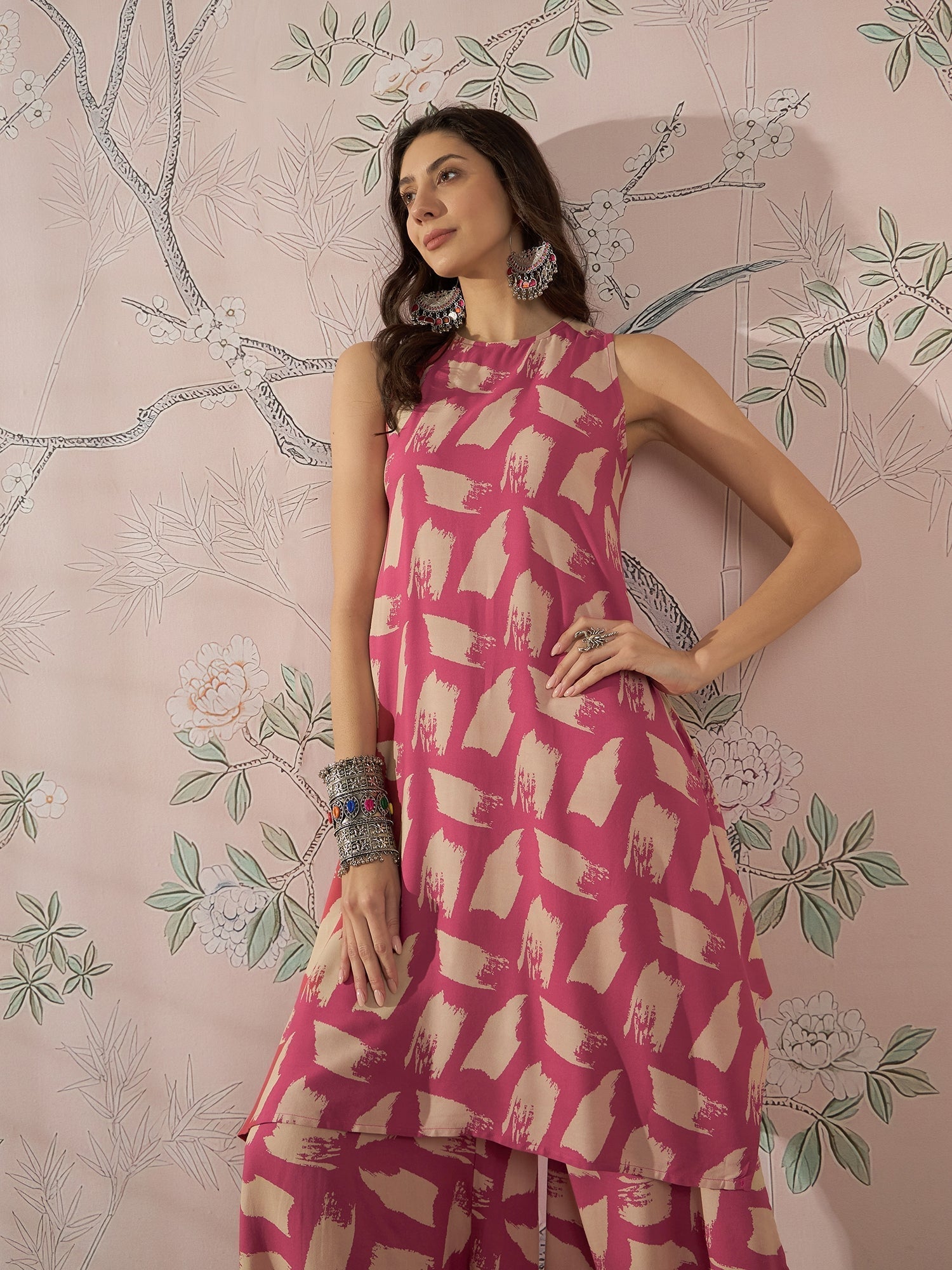 InWeave Punch Pink Beige Kurta Set 