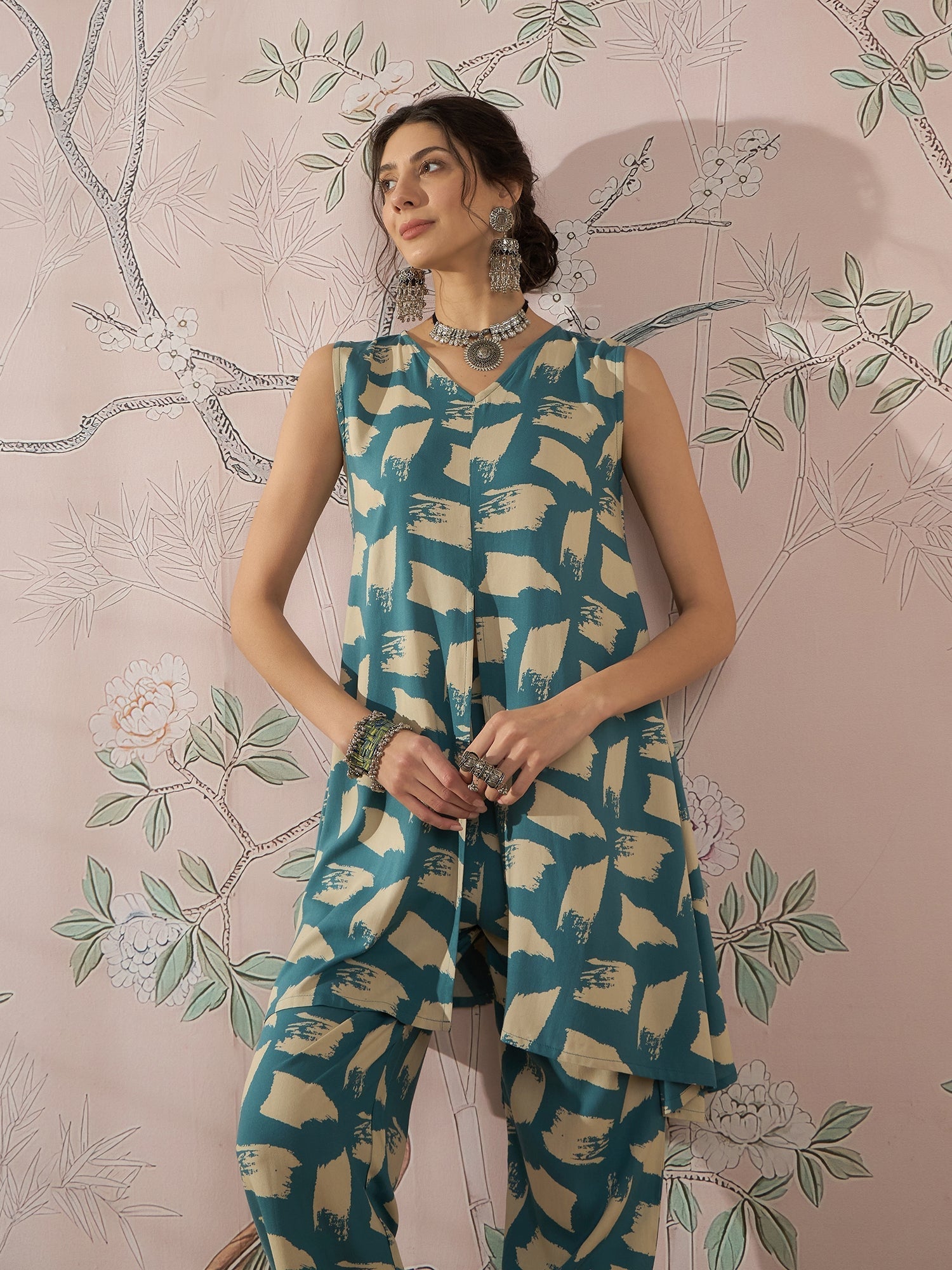 InWeave Marin Teal Beige Slit Kurta Set 