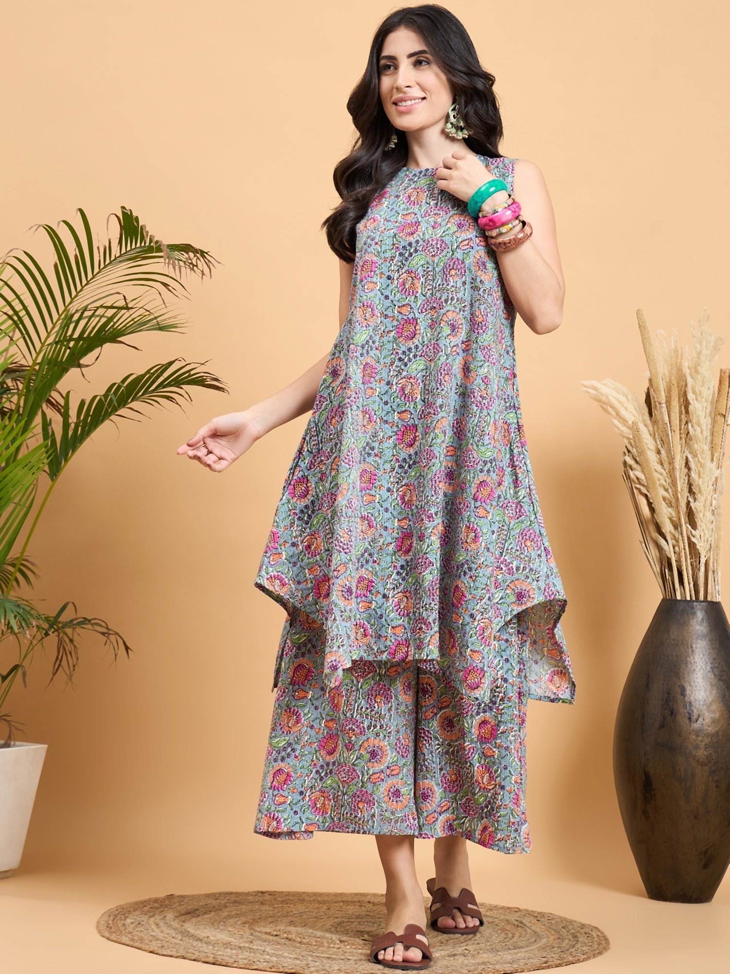 InWeave Grey Kantha Floral Jaal Short Palazzo Set 