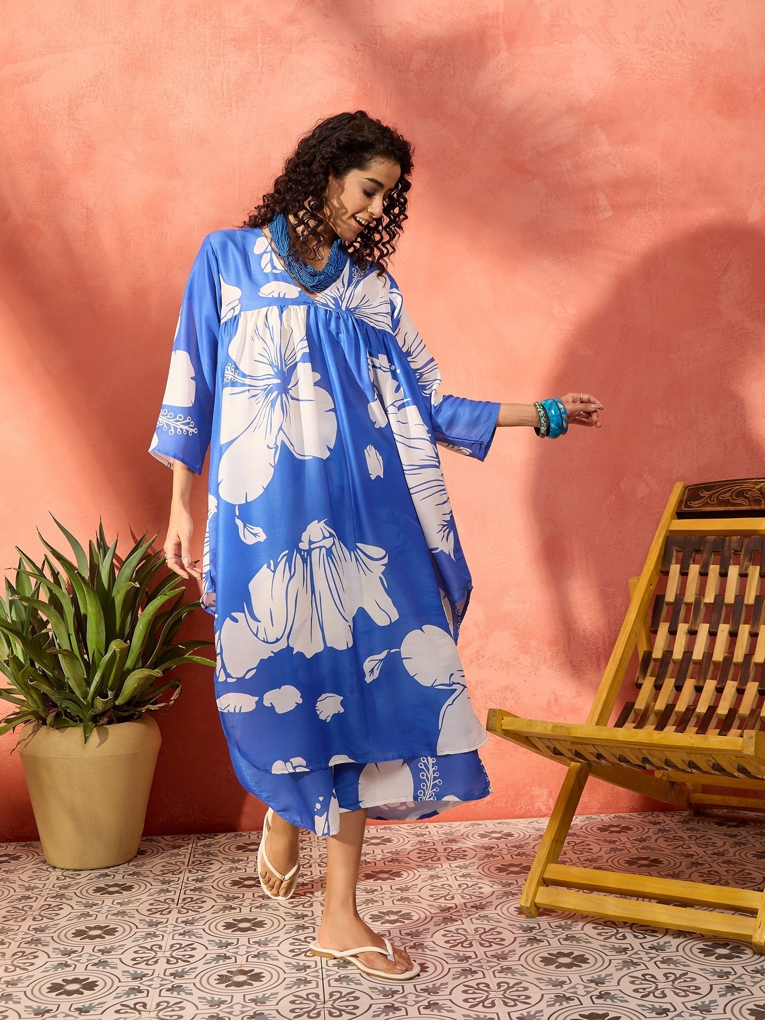 InWeave Azure Blue Hibiscus Kurta Set 