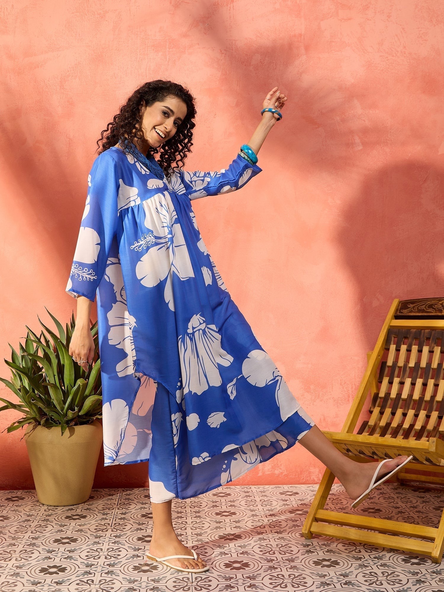 InWeave Azure Blue Hibiscus Kurta Set 