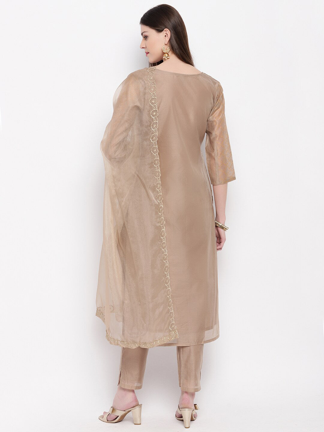 Janasya Women Brown Printed Kurta with Trousers & Dupatta