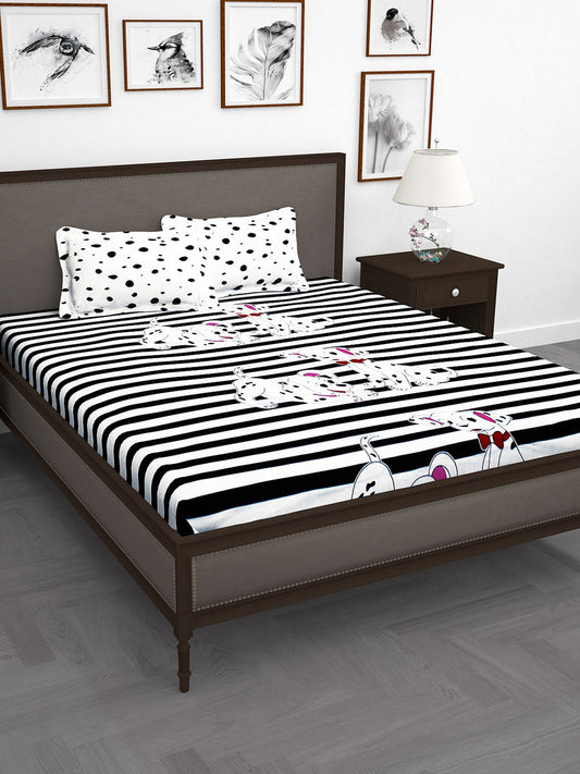 Story@home White & Black Cartoon Characters King Bedsheet with 2 Pillow Covers 