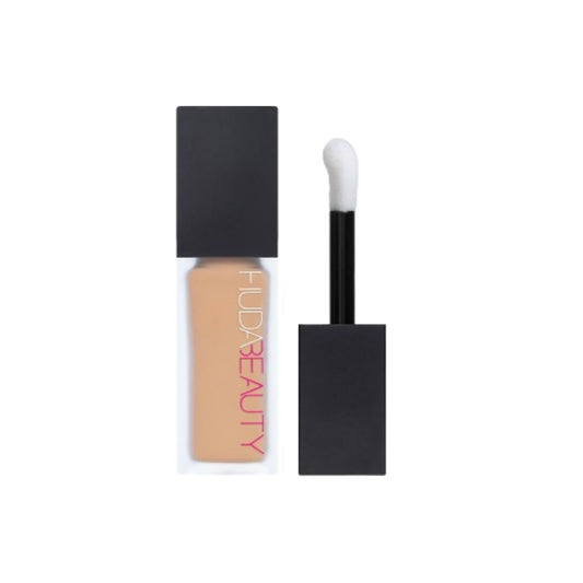 Huda Beauty Faux Filter Concealer - Sugar Biscuit | Swadesiicart
