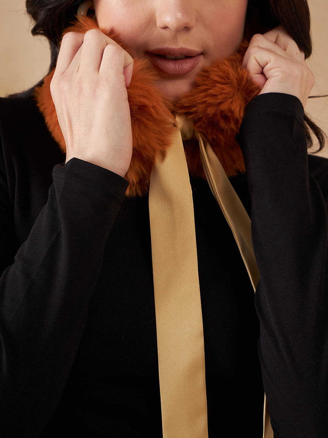 InWeave Women's Carrot Orange Fur Neckpiece 