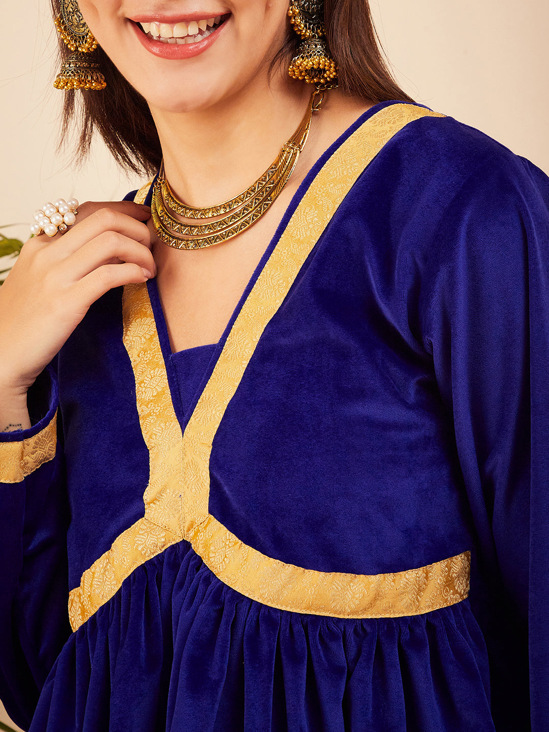 InWeave Women's Royal Blue Mughal Shaan Style Velvet Short Kurta Set 