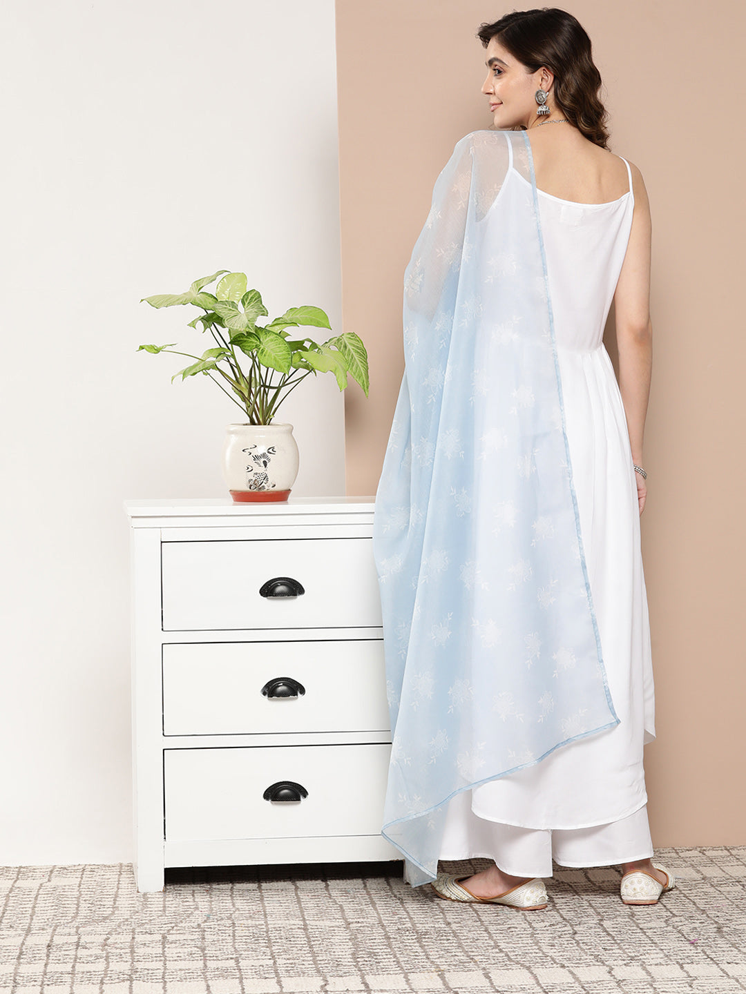 InWeave Women's Cream Strappy With Blue White Chintz Organza Dupatta 