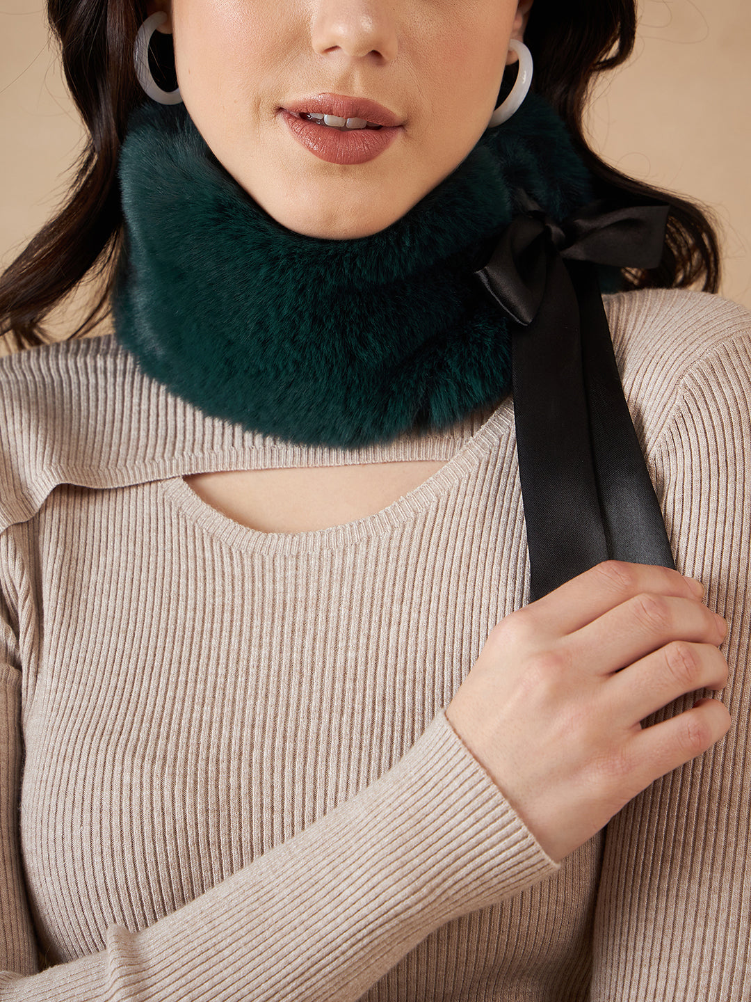 InWeave Women's Dark Teal Fur Neckpiece 