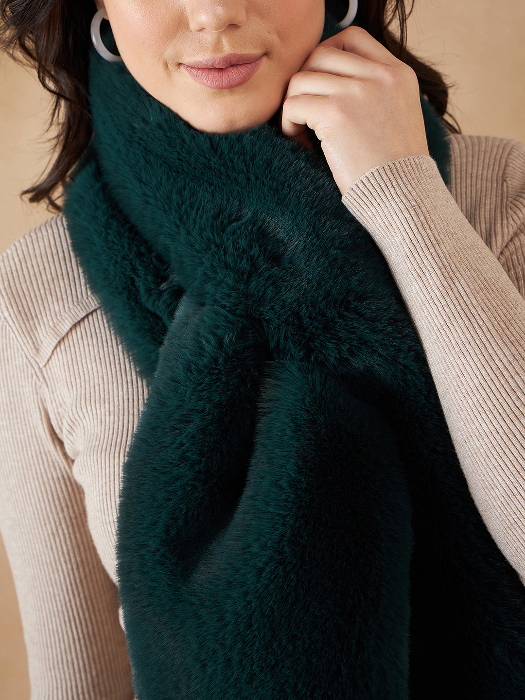 InWeave Women's Dark Teal Faux Fur Neck Warmer 