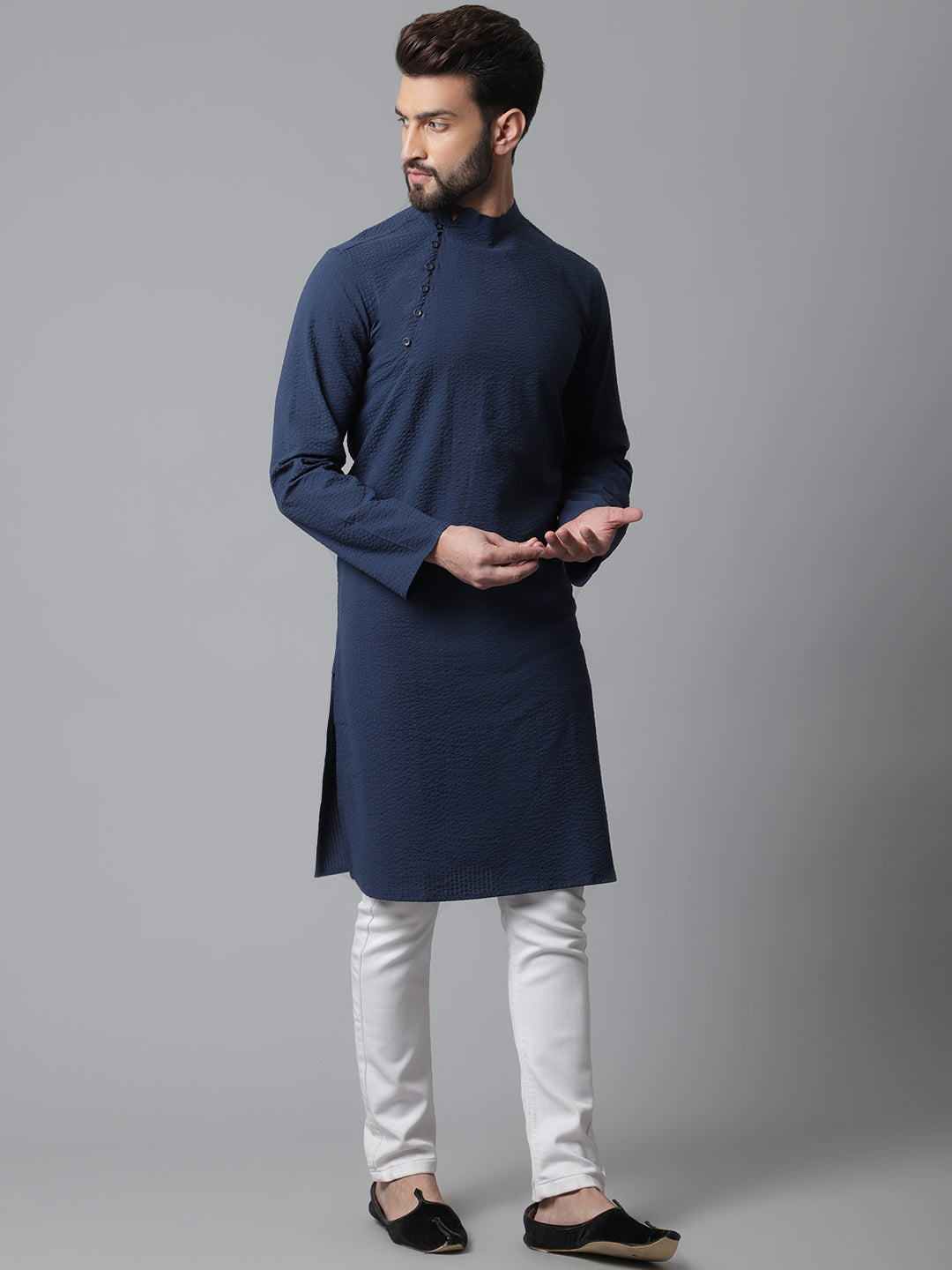 Even Apparels Blue Solid Kurta With Band Collar 