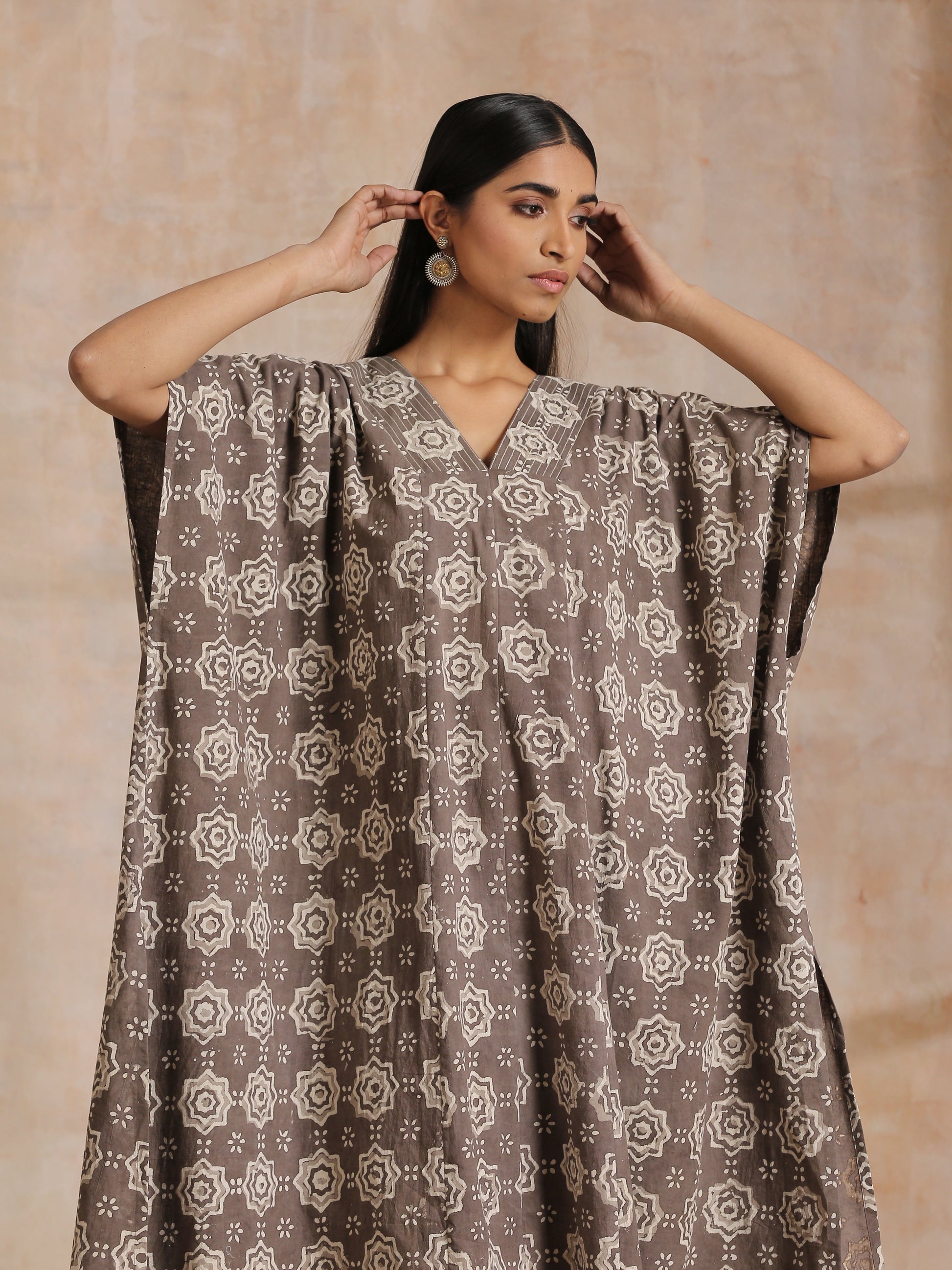 trueBrowns Clay Dabu Overall Print Cotton Panel Kaftan Kurta Pant Set 