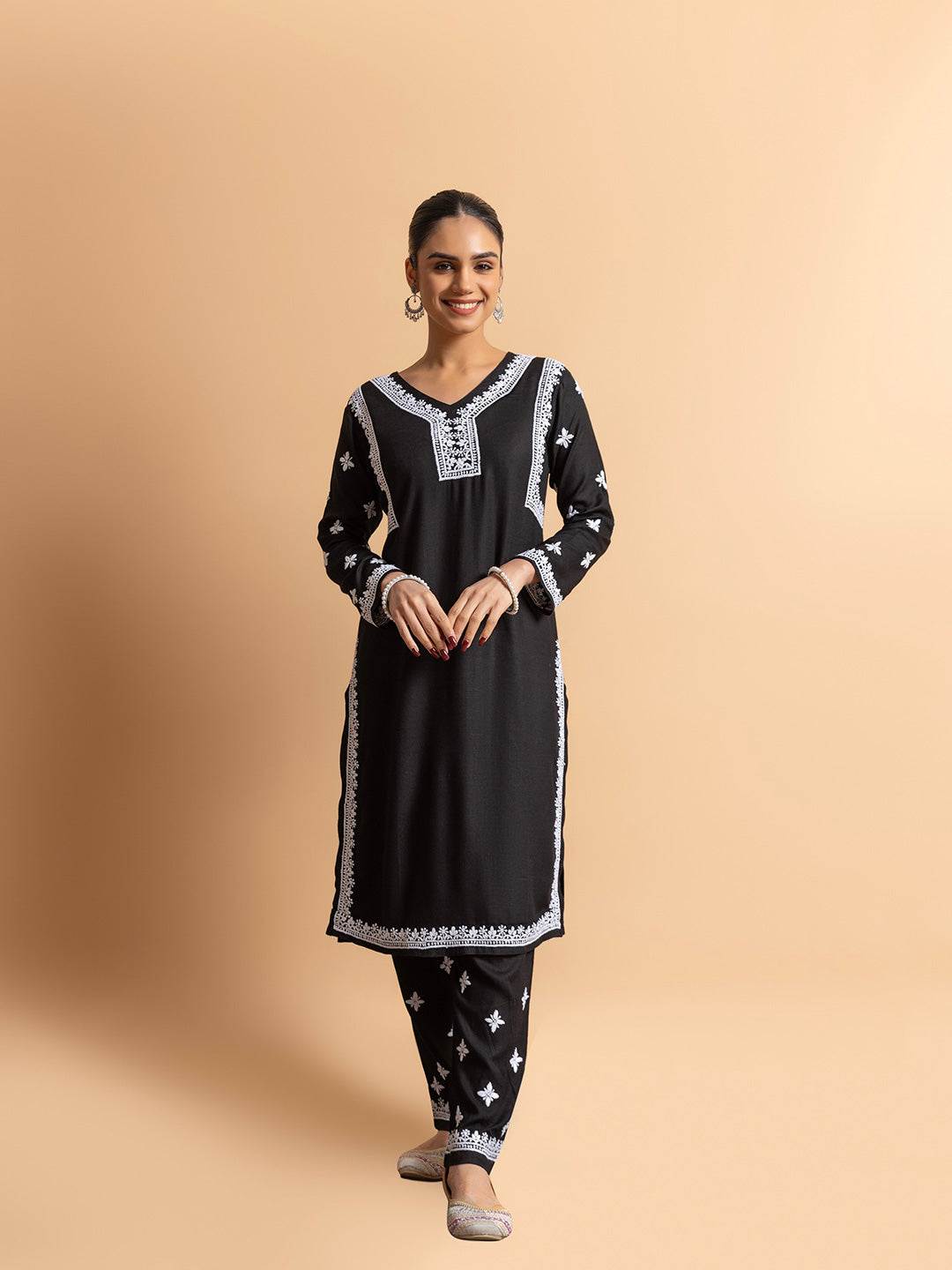 HOUSE OF KARI Floral Embroidered Chikankari Kurta With Trouser 