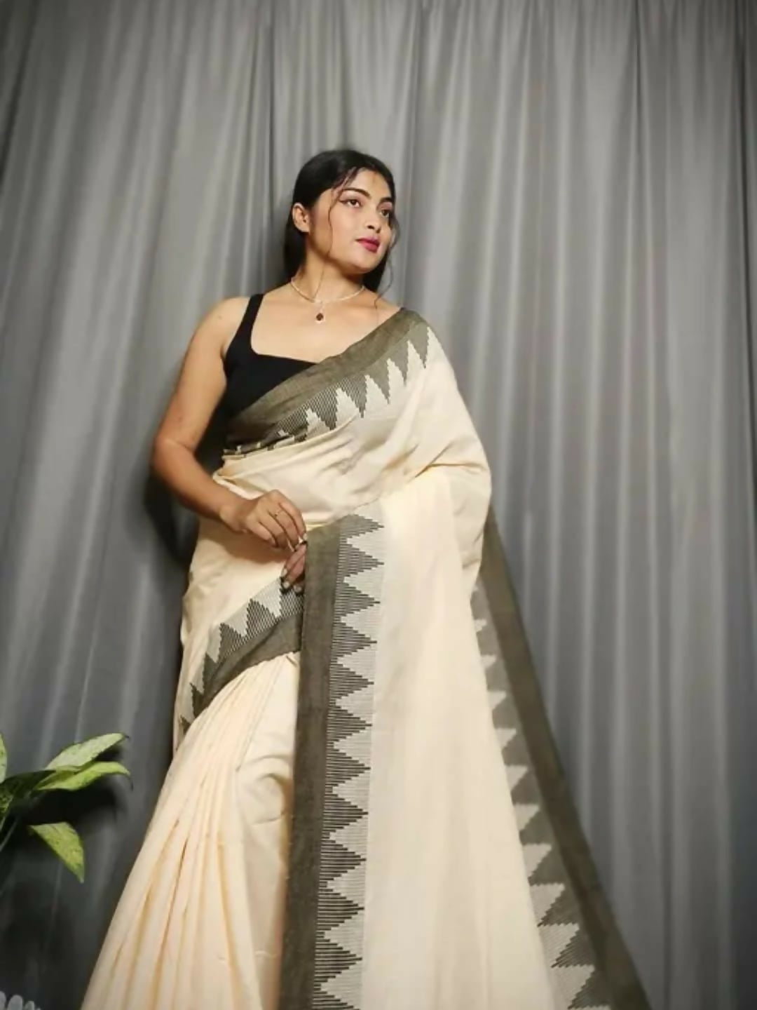 Exclusive Collection Beautiful Off White Pure Cotton Woven Handloom Grab2Buy With Running Blouse Piece 